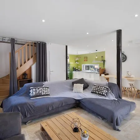 Maison De L Etable * Bregegere