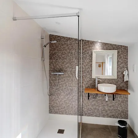 Holiday home Maison De L Etable *